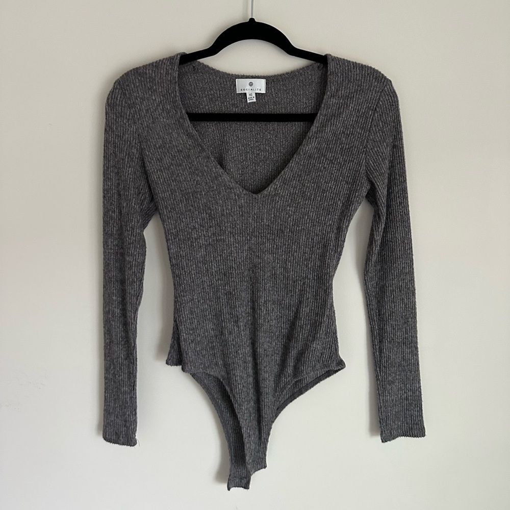 SOCIALITE Ribbed V-neck Bodysuit